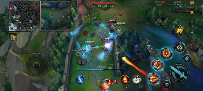 英雄联盟手游强攻怎么用1