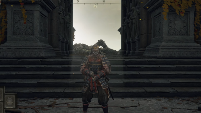 艾尔登法环怎么样双手持刀打怪3